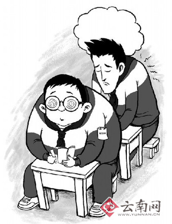 学生课桌可否随着学生身高长?