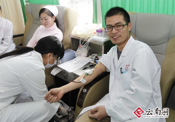 白衣天使的责任 昆明市延安医院医务人员集体