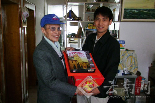 [发现正能量]系列报道之四:大学生爱心家园志愿