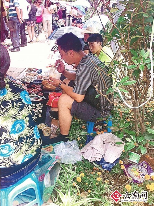 城管执法因拍摄群殴图片