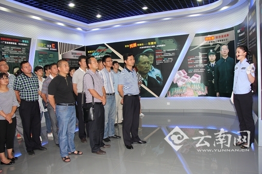  云南梁河检察院开展警示教育 推进“两学一做”教育活动