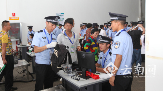  把课堂搬到南博安保实战现场 云南警官学院现场教学接“地气”