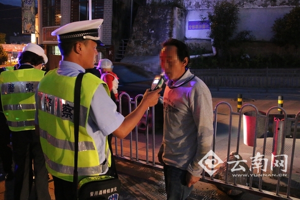  云南维西交警专项整治酒驾醉驾 查获涉嫌酒驾醉驾9起