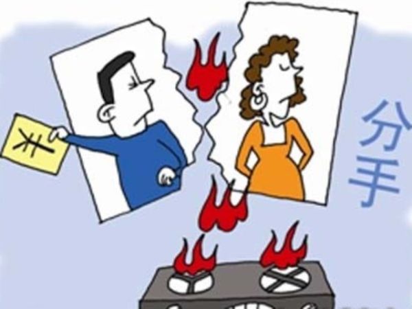 与年长2岁的女友 分手后  大伯疯狂 报警81次 (图