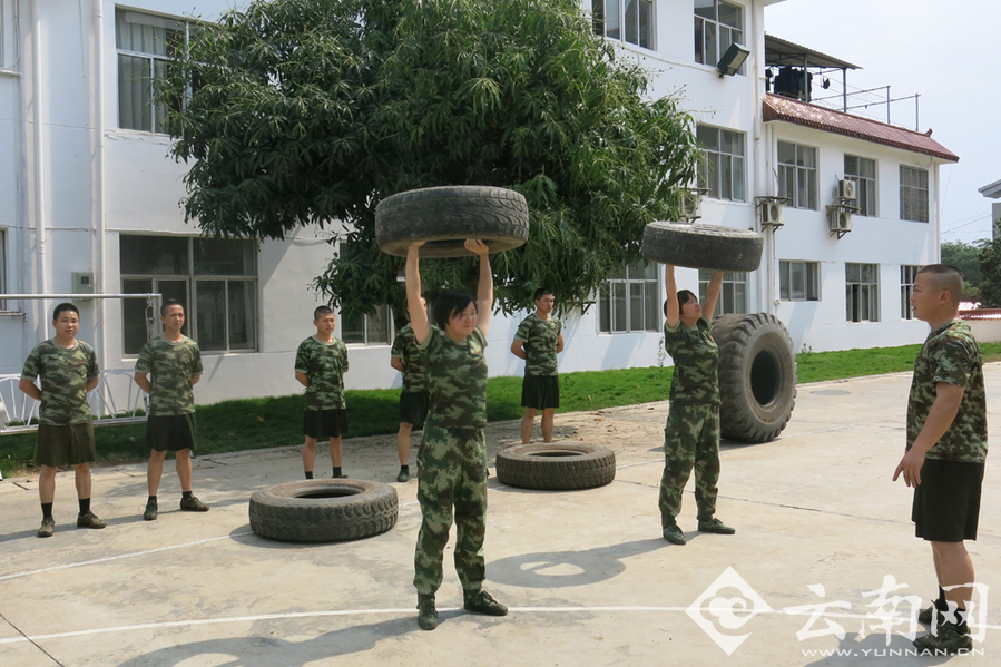 云南清水河边检站掀起军事练兵热潮