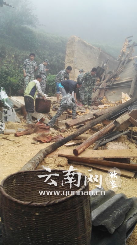 云南昌宁县持续暴雨引发山体坍塌自然灾害 致1人死亡
