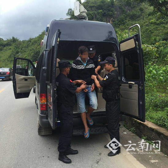 云南网独家：网络流传云南国道车匪路霸抢劫视频 澜沧警方回应已抓获犯罪嫌疑人