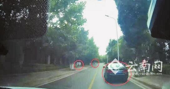  7人团伙连续几天上路“撞车” 专挑女司机下手