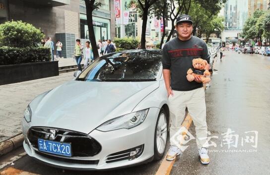  网约车合法前后的昆明优步司机群像