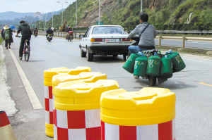 高海辅道28日中午通车 垮塌段力争国庆节前通车