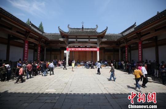 太平猴魁手工制作技艺大赛举行茶农展现手工制茶技艺