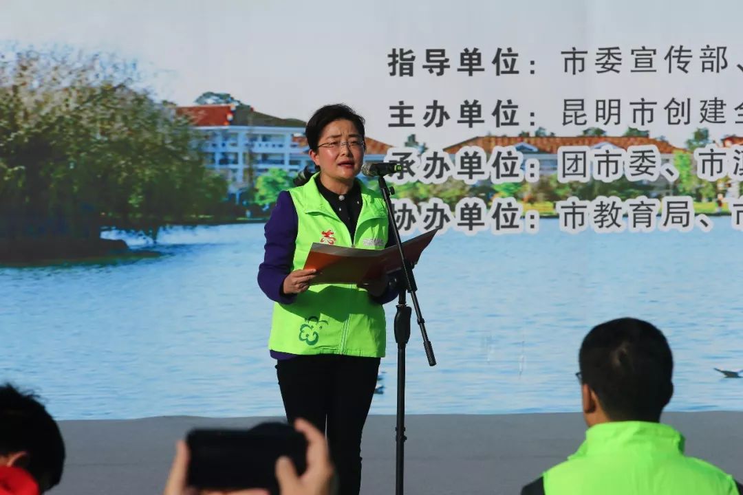 昆明市民河长上岗了 滇池卫士履职忙 爱护滇池