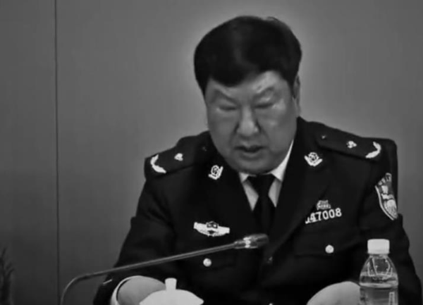 云南德宏州公安局原副局长杨刚被逮捕 充当黑恶势力“保护伞”细节披露