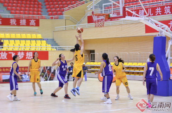 “七彩云南”第四届大众篮球争霸赛8个地方同时开赛
