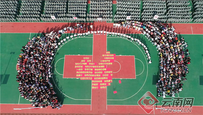 庆祝新中国成立70周年 云南林职院师生用歌唱祝福祖国