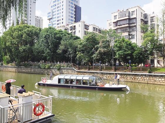 昆明市盘龙江“水上巴士”开始测试 开通需试验调整