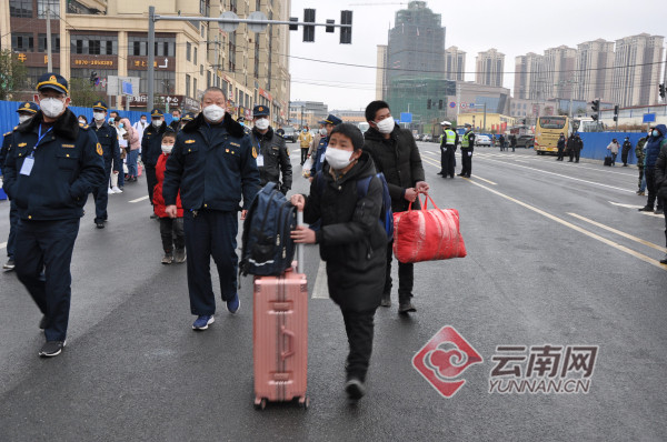 镇雄务工人口_镇雄县城图片