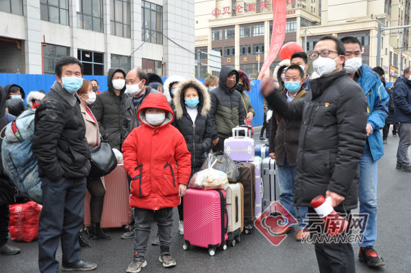 镇雄务工人口_镇雄县城图片