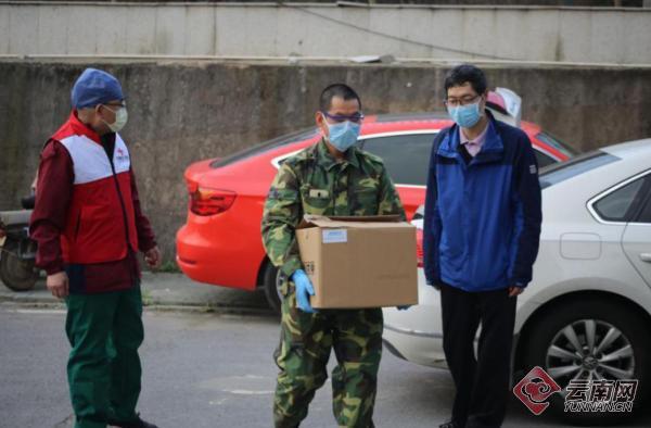 云南省重症转运队在武汉完成2000余名患者的转运