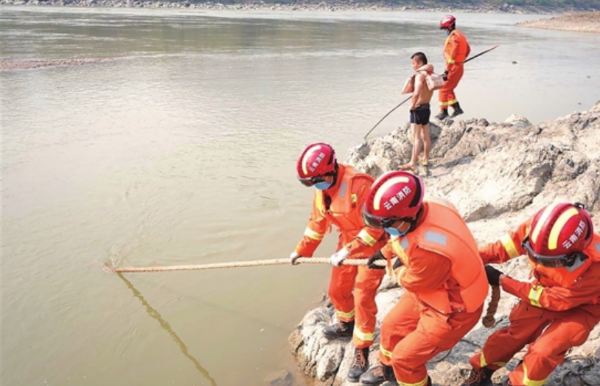 怒江6少年结伴出游1人不幸溺亡 学生安全再敲警钟