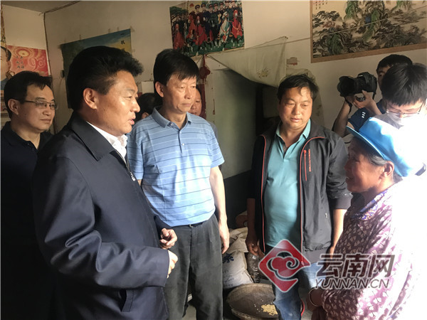 云南省政府工作组抵达巧家小河地震灾区指导救灾工作