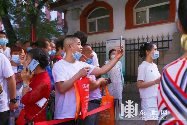 哈尔滨2020年中考分_中考占10分,哈尔滨2021年中考体育“冰考”鸣锣!