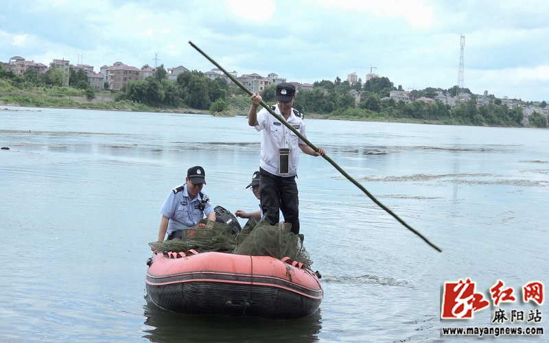 麻阳多部门联合开展锦江河流域重点水域渔业综合执法专项行动