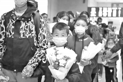 奔波数千公里开启“修心”之旅 18名西藏阿里先心病患儿来郑陆续接受治疗