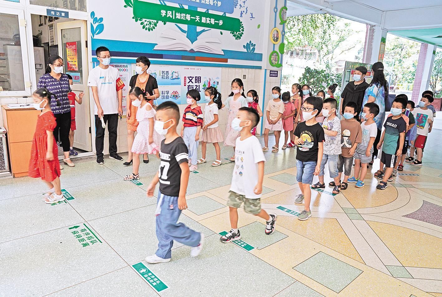 武汉中小学幼儿园9月1日开学 校园内已进行防疫评估验收 可不戴口罩