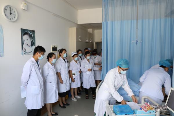 普洱市人民医院危重孕产妇救治中心开展多学科联合演练