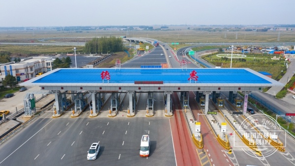 长余高速公路改扩建工程9月26日通车 中国吉林网带你“探班”体验