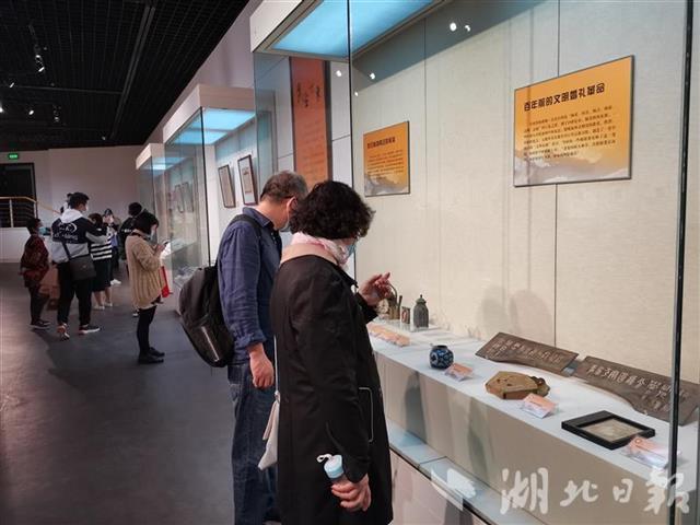辛亥革命博物馆再添“珍宝” 海内外藏家捐赠实物、资料1224件