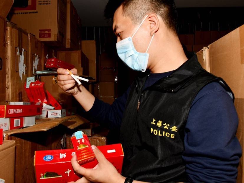 上海警方跨国查获100万条假烟，案值超4亿