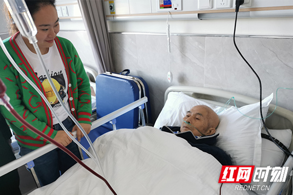 暖心！浏阳三口骨科医院为99岁抗战老兵提供免费治疗