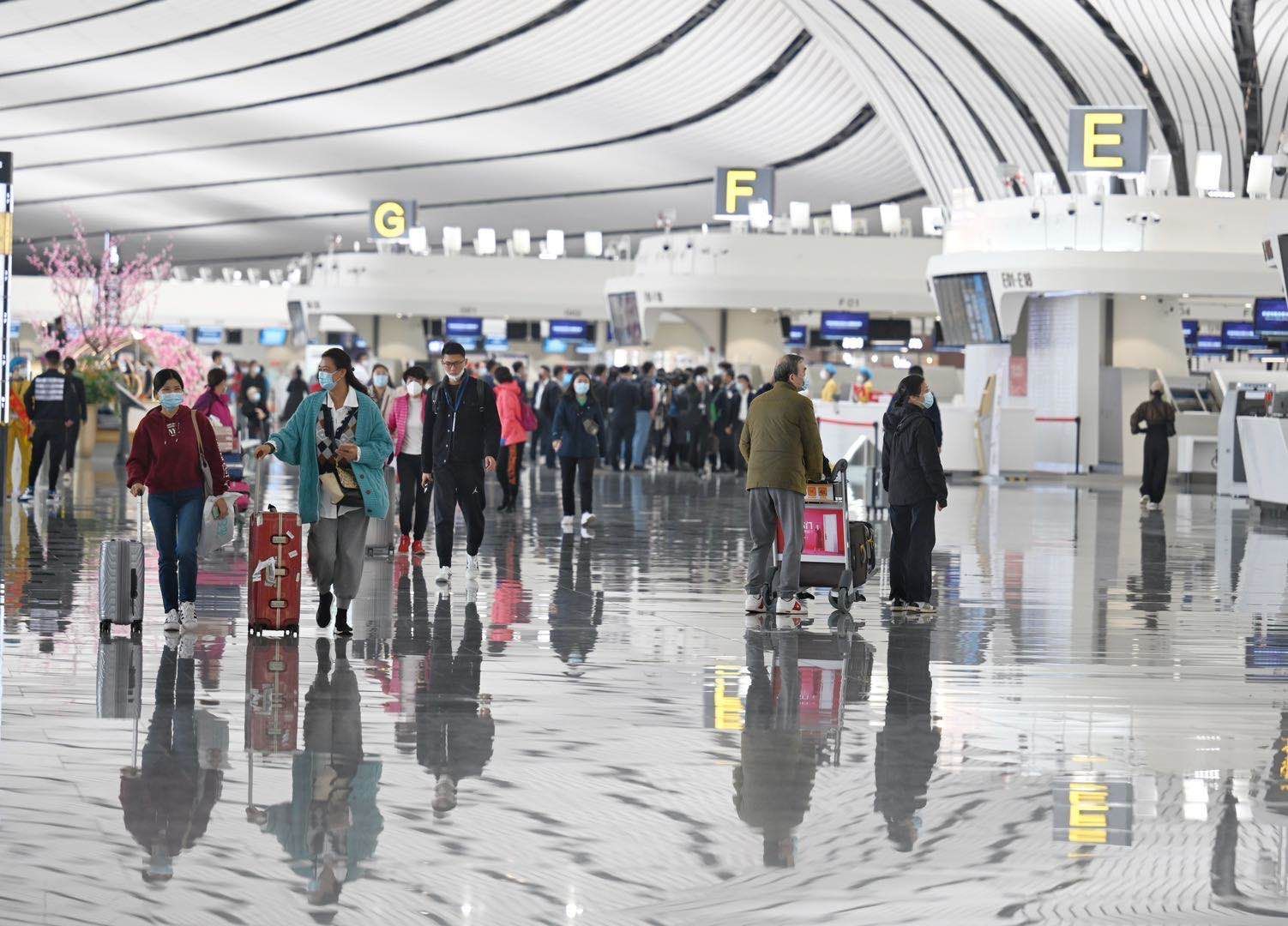 10月25日起大兴机场执行冬航季航班计划，南航在京航班全部转至大兴机场