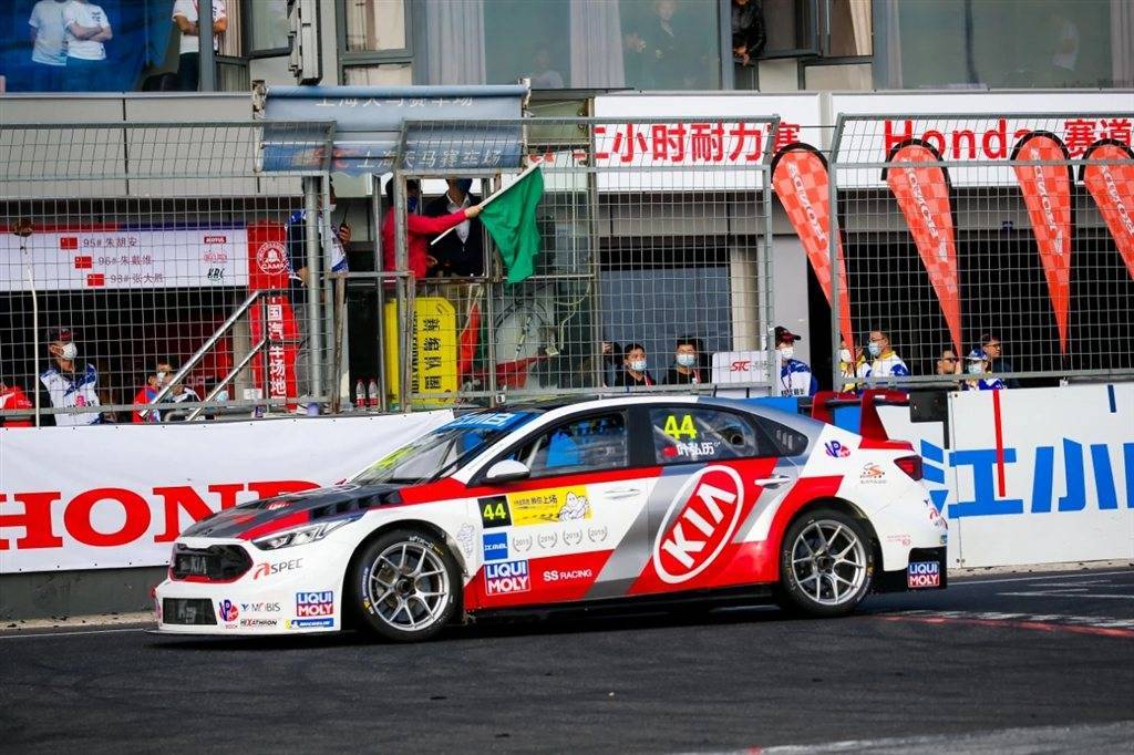 兼顾专业与普及性 上海市民运动会汽车精英赛举行