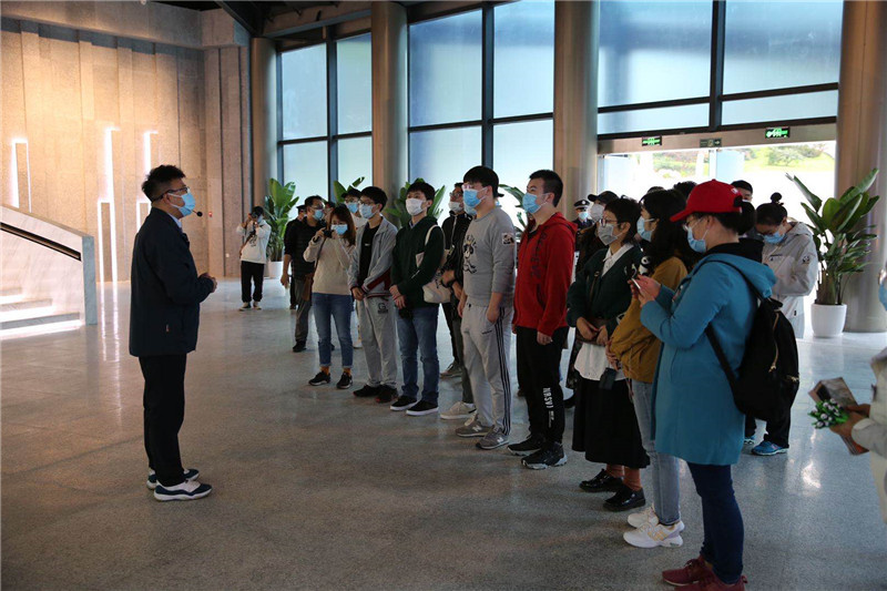 “成都大熊猫博物馆”开启内部试运行 首批市民深度体验7大展区