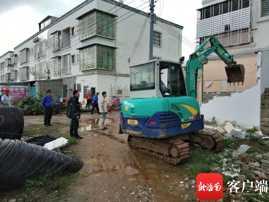 海垦龙江农场公司依法拆除20套违建 面积588平方米