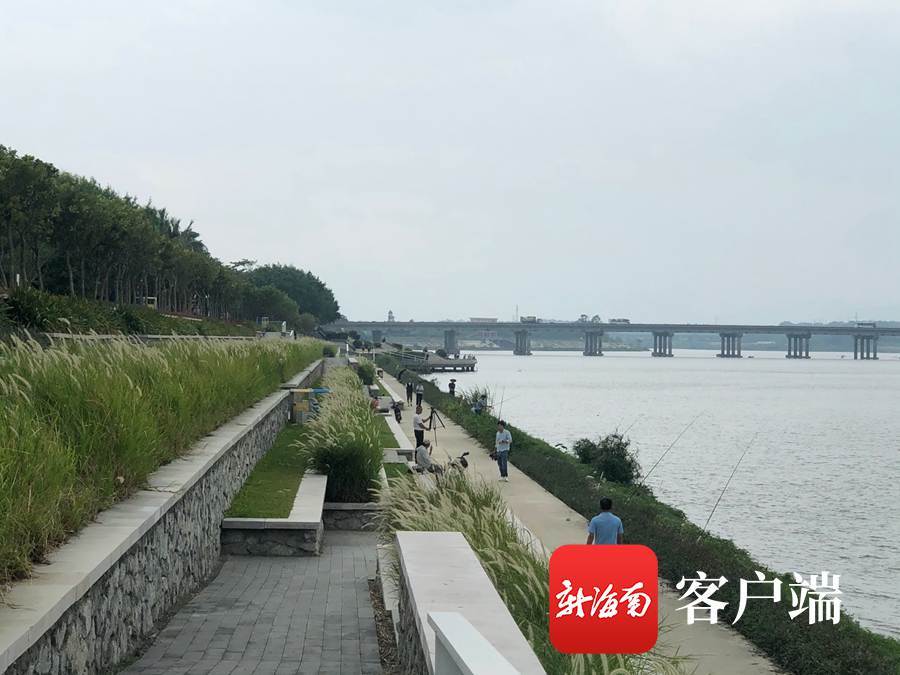 海南省“绿水行动”媒体采风行走进陵水：陵水河打造绿色长廊