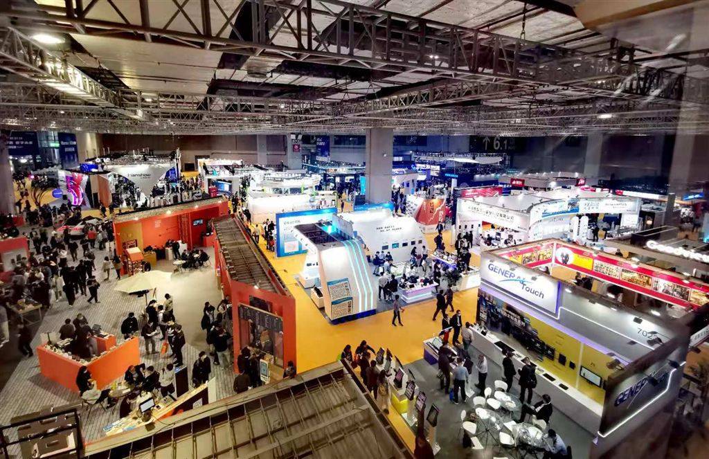 第22届中国零售业博览会在上海举行 近千家企业参展