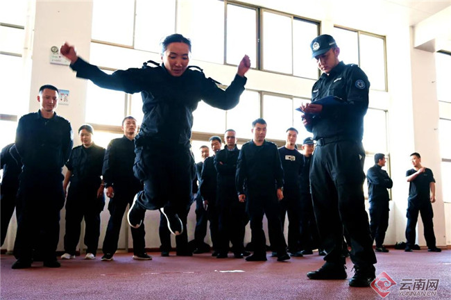 楚雄公安接受省公安厅2020年度全警实战大练兵实地考评