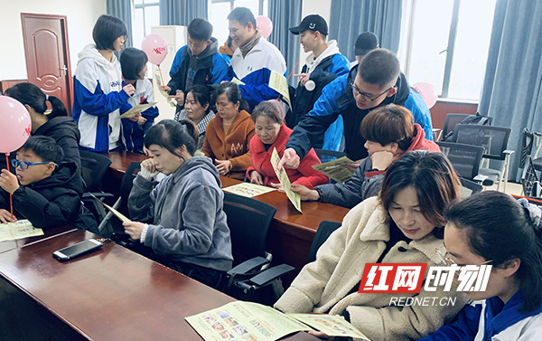 长沙开福区湘荷村：校地携手疾控科普 共护少年健康成长