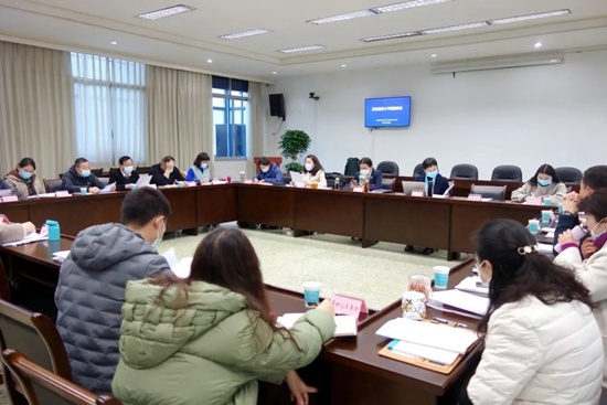 四川省政府妇儿工委办公室组织召开反家庭暴力专题座谈会