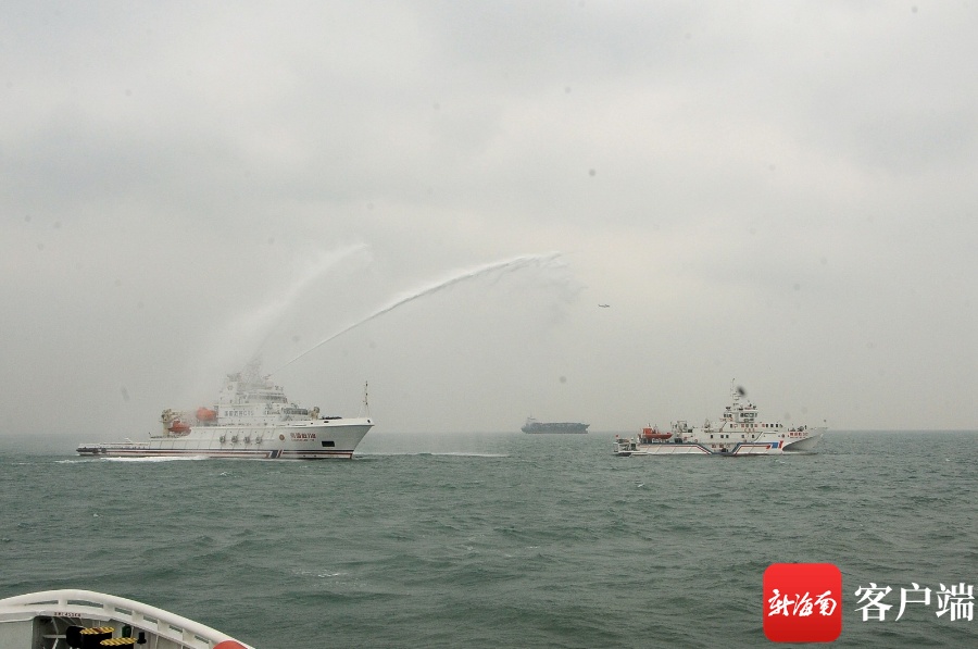 原创组图 | 2020年交通运输部救捞系统专项应急保障综合演练在海口举行