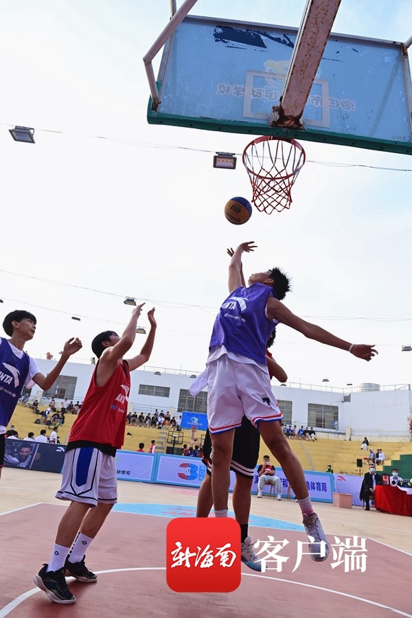 2020年海口市青少年三对三篮球赛开赛 48支队伍参赛