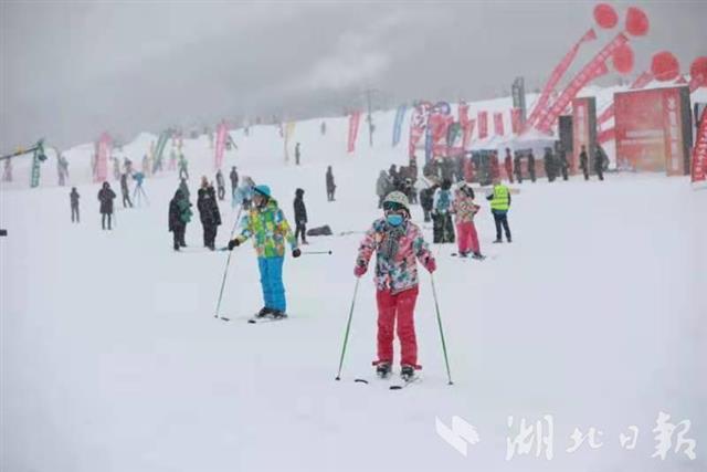 神农架林区上榜“2021年冰雪旅游十强（县）区”