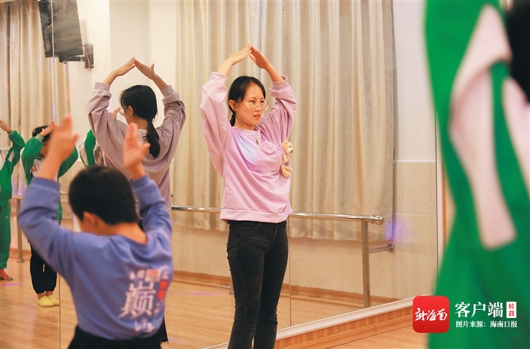 屯昌特殊教育学校为智障及孤独症学生创办舞蹈班