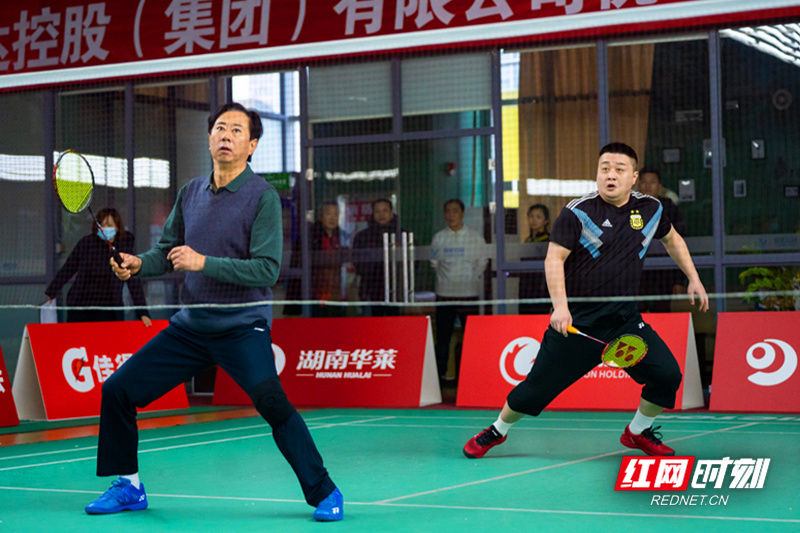 省公安厅代表队夺冠！湖南省羽毛球协会杯邀请赛闭幕