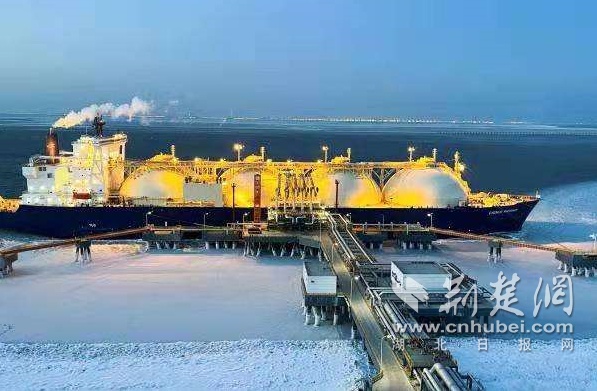 助力河北！6.5万吨货轮停靠在汉央企承建的天津LNG接收站码头