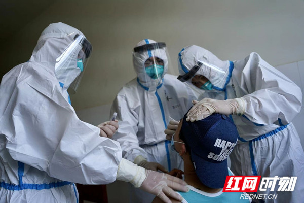 中国援非医疗队助力塞拉利昂抗击新冠疫情
